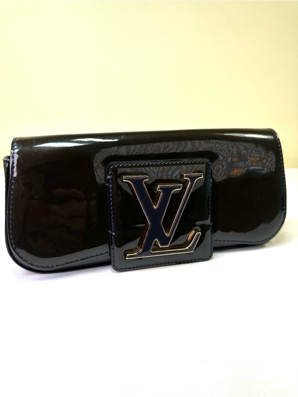 Louis Vuitton SoBe Clutch Midnight Blue Nuit Patent Leather made Spain COA